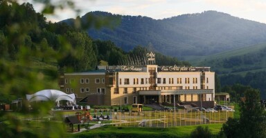 Altai Palace Hotel & Restaurant