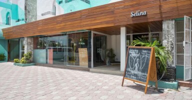 Selina Cancun Downtown Hotel and Hostel