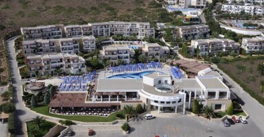 Grand Hotel Holiday Resort
