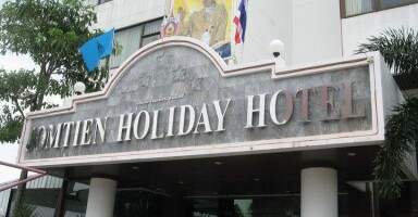 Jomtien Holiday Hotel