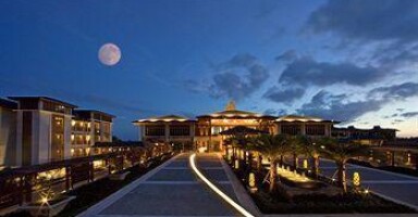 Le Meridien Shimei Bay Beach Resort & Spa