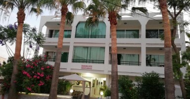 Marianna Hotel Apartments