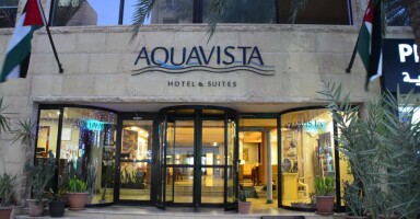 Aqua Vista Hotel & Suites