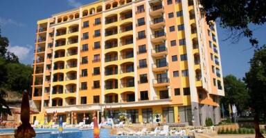 Paradise Green Park Hotel & Apartments