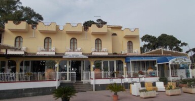 Porto Azzurro Hotel