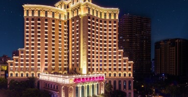 Jinjiang Baohong Hotel Sanya (Main Building)