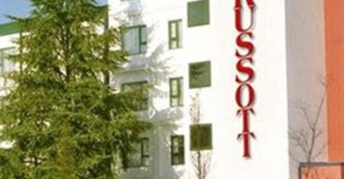 Russott Hotel 