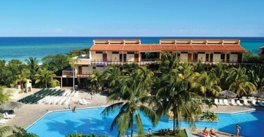 Sol Rio de Luna y Mares Resort