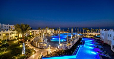 Sunrise Select Diamond Beach Resort