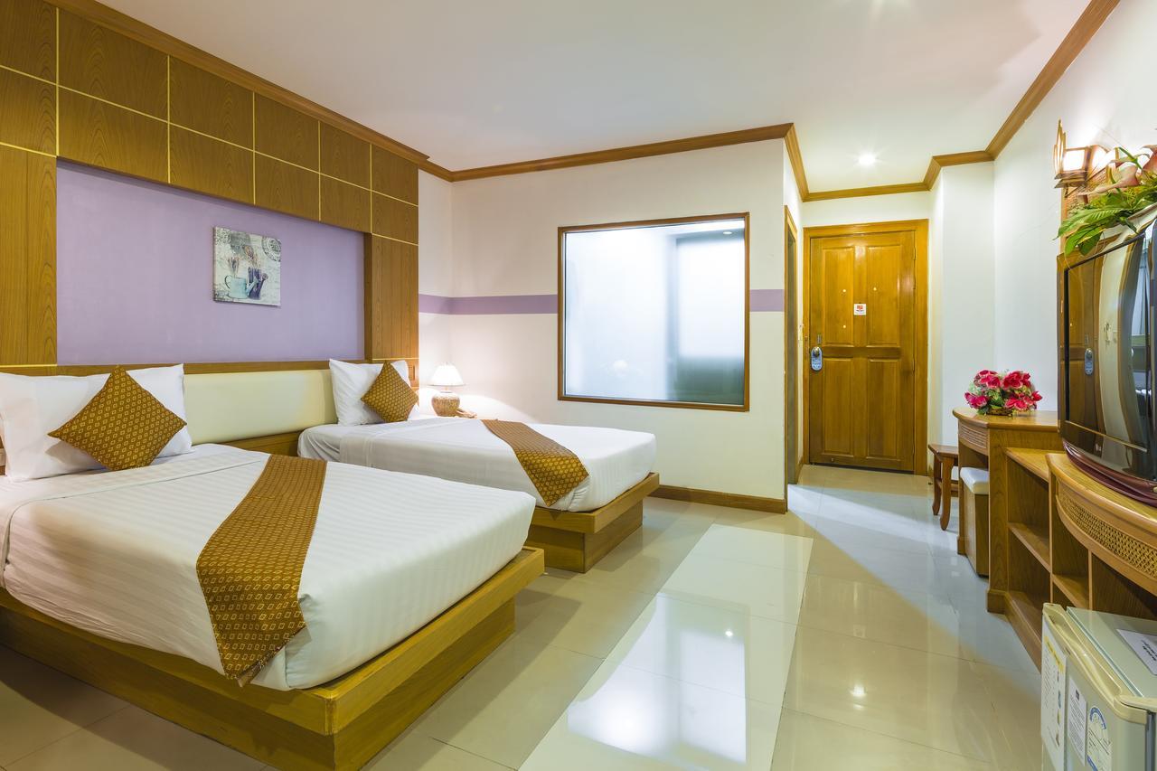 Azur hotel. Azure Phuket (ex. Sunshine Patong) 3*. Sunshine Patong 3*. Отель Sunshine Patong. Chana Phuket Hotel 3 Пхукет.