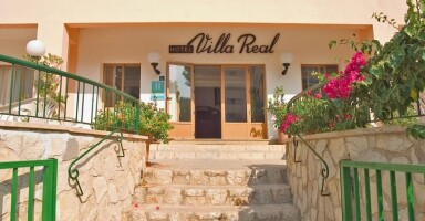 Apartamentos Villa Real