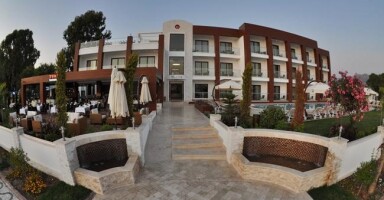 Turiya Hotel & Spa