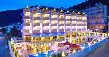 Ideal Piccolo Hotel