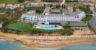 Corallia Beach Hotel Apartments 